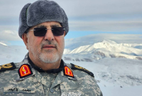 عکس قدیمی از شهید سردار محمد پاکپور/ وقتی فرمانده مسئول نیروی زمینی سپاه بود